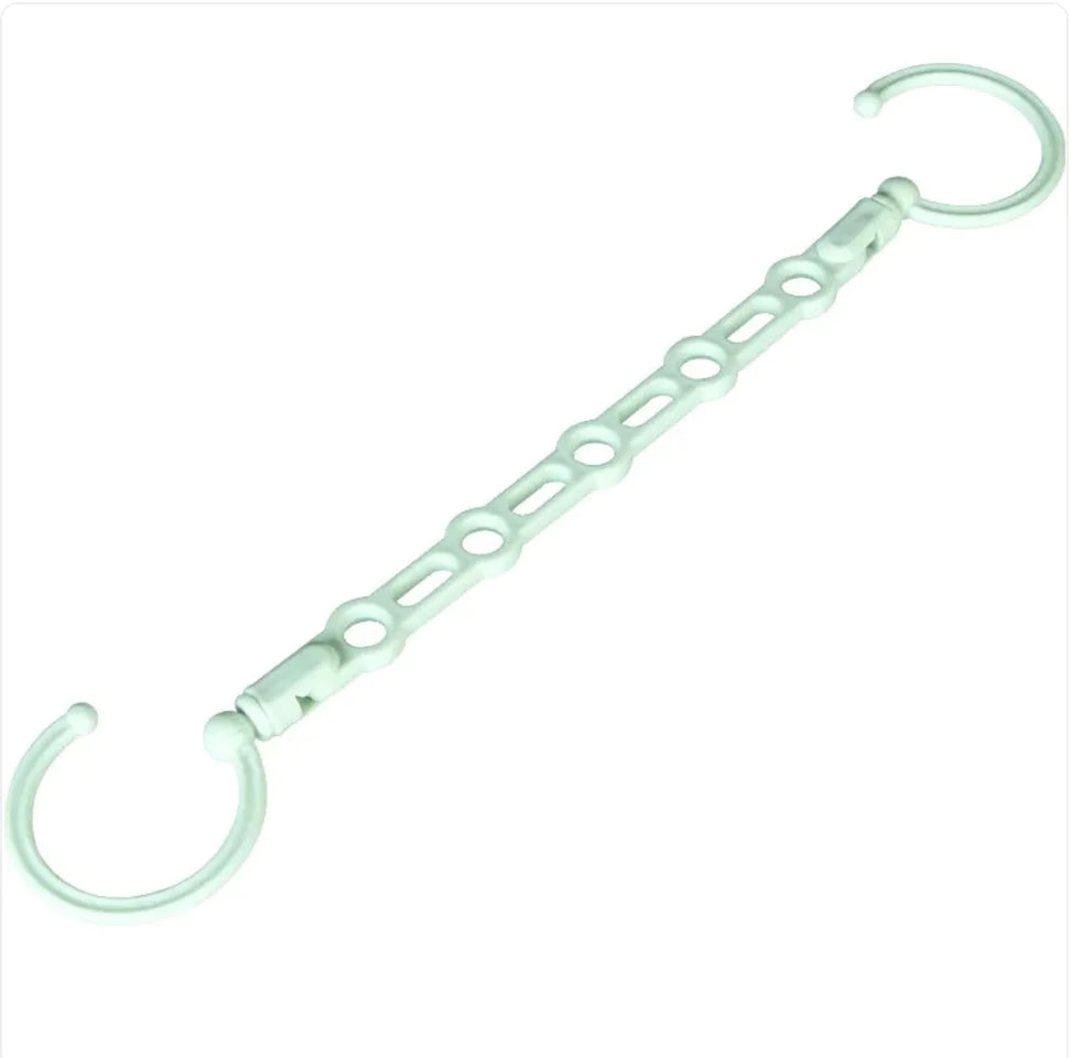 Portable Rotating Clothes Hanger